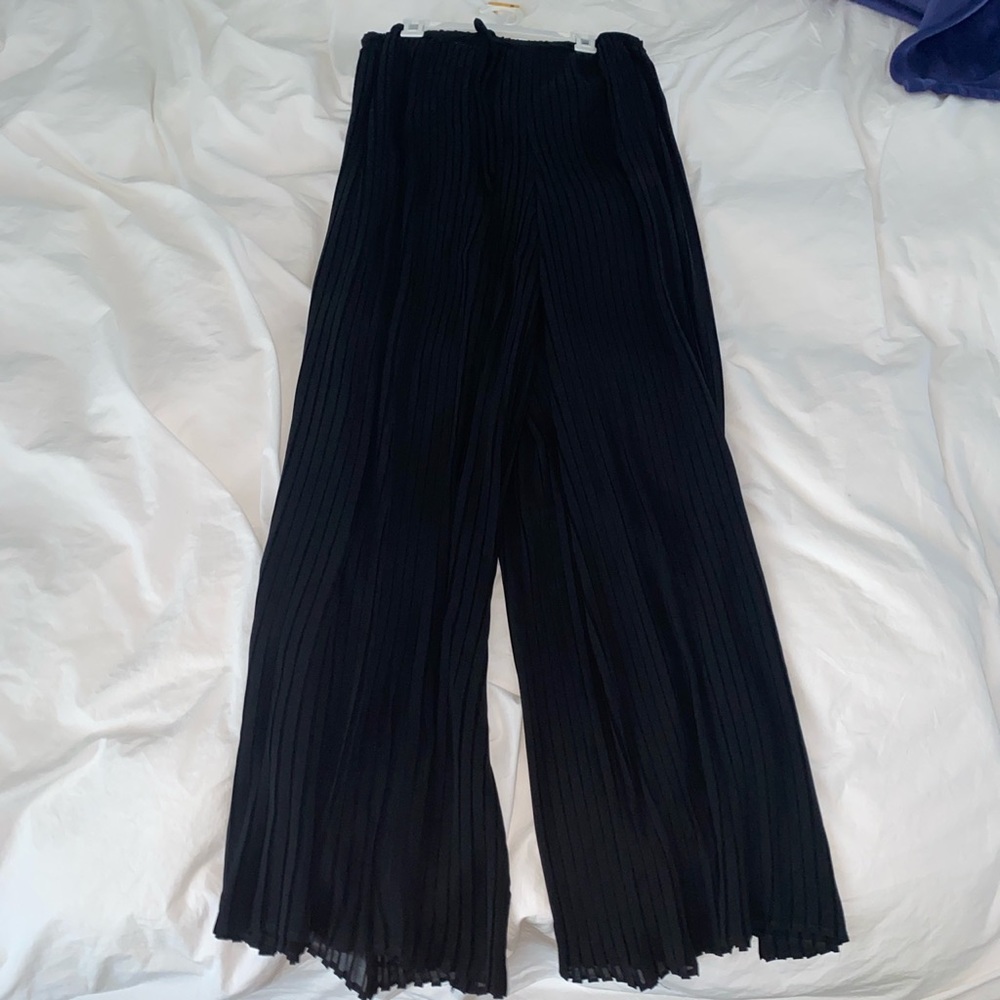 pleated sheer trousers